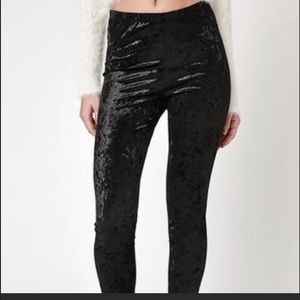 La Hearts- Black Velvet Jeggings